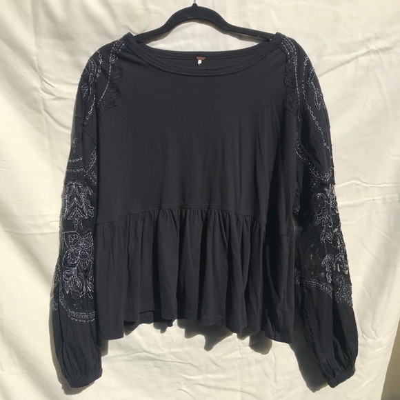 Free People Tops - Free People long sleeve Peasant Blouse